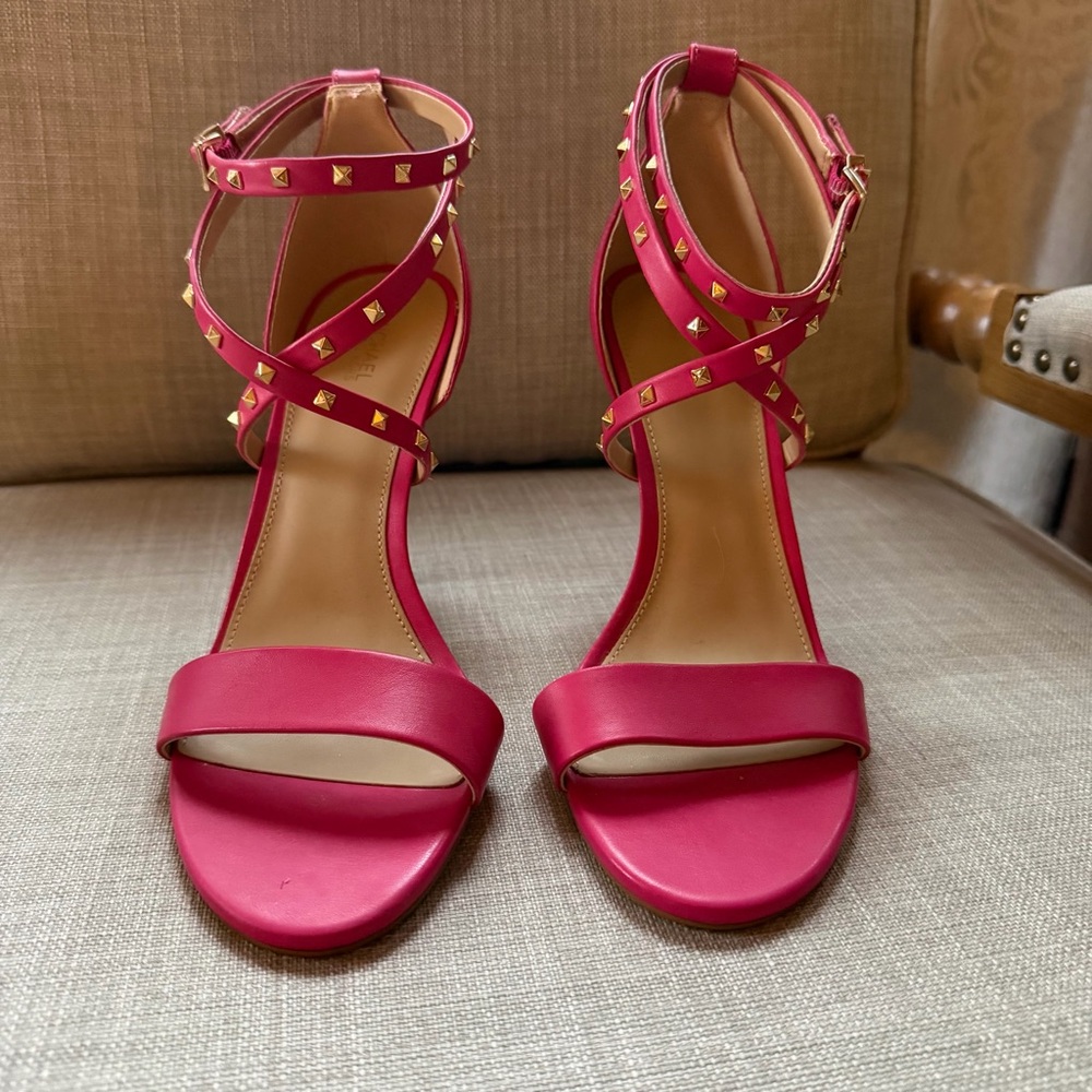 NEW Michael Kors Astrid Pink Studded Women's Heels Size 10